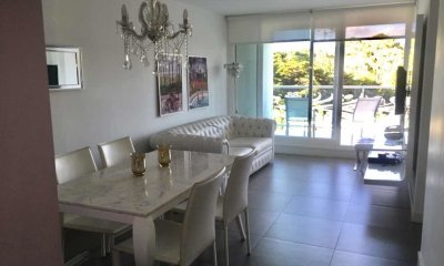 Venta de apartamento, piso alto en Yoo, todo los amenities, Punta del Este , Uruguay