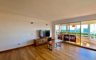 Departamento venta 3 dormitorios y dependencia, Punta del Este, Uruguay
