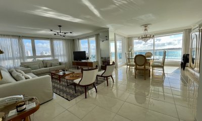Departamento venta 4 dormitorios Punta del Este, Playa Mansa, Uruguay