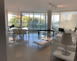 Departamento 4 dormitorios venta, Ocean Drive , Punta del Este, Uruguay