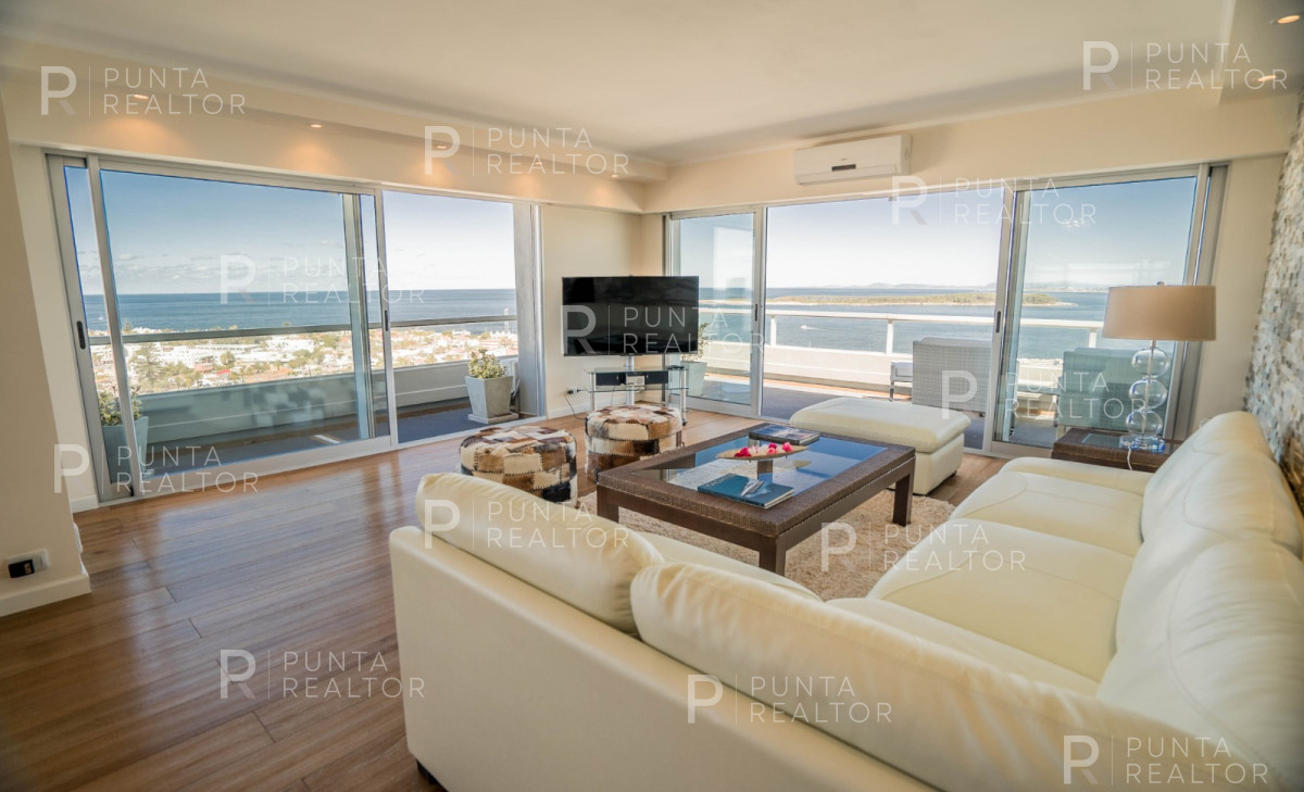 Apartamento ID.619 - Excelente Penthouse en el Puerto de Punta del Este
