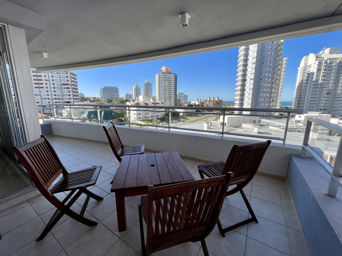 Excelente apartamento con amenities, Punta del Este, Uruguay