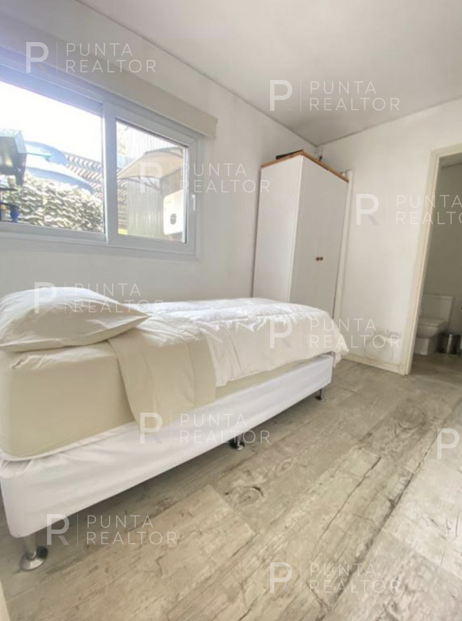 Casa ID.2532 - Alquiler Casa, 5 Dormitorios, Pueblo Mío, Manantiales, Uruguay