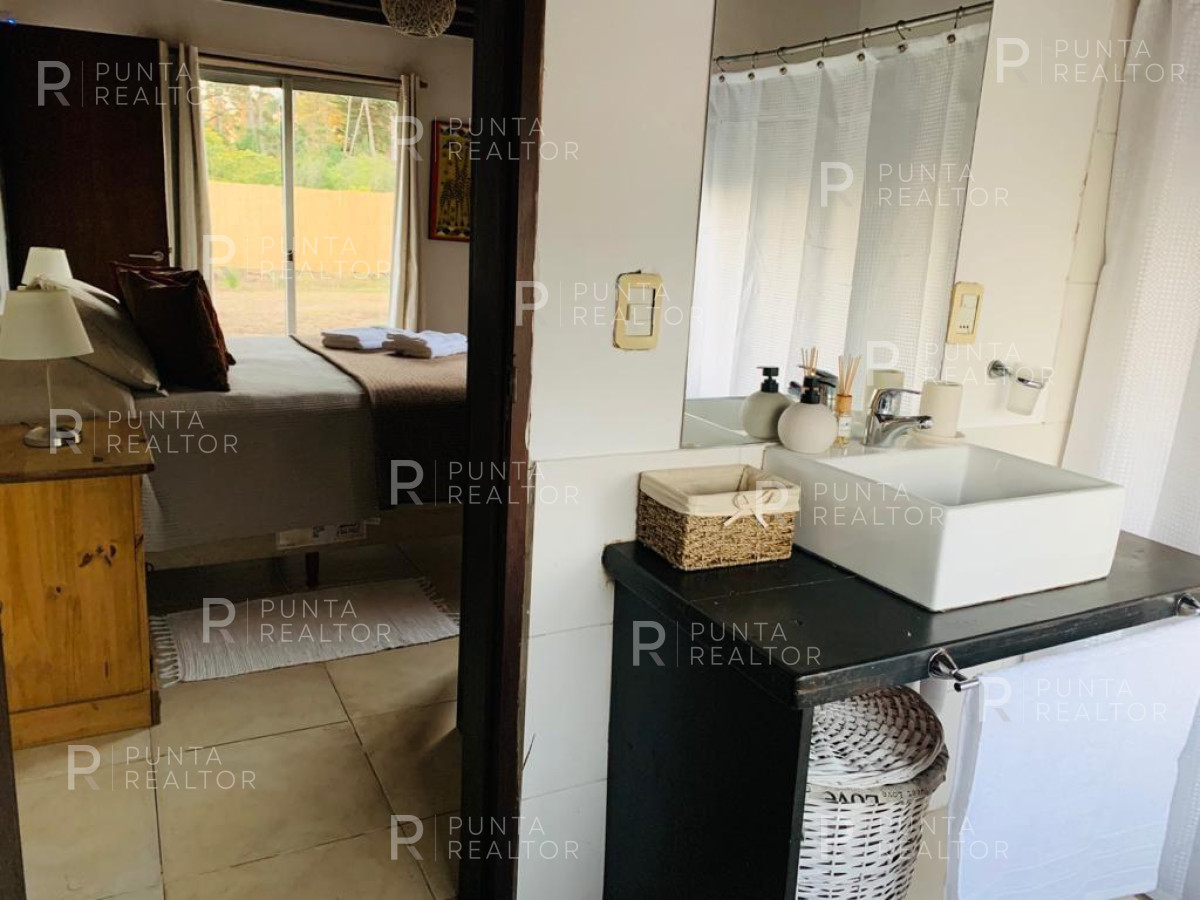 Casa ID.1381 - Alquiler temporario de Casa 3 Dormitorios, La Barra, Uruguay