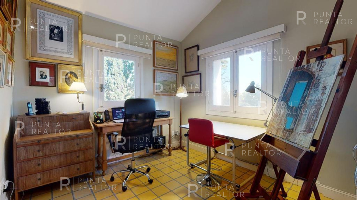 Casa ID.1368 - Excelente casa en alquiler Playa Mansa con pileta, Punta del Este, Uruguay