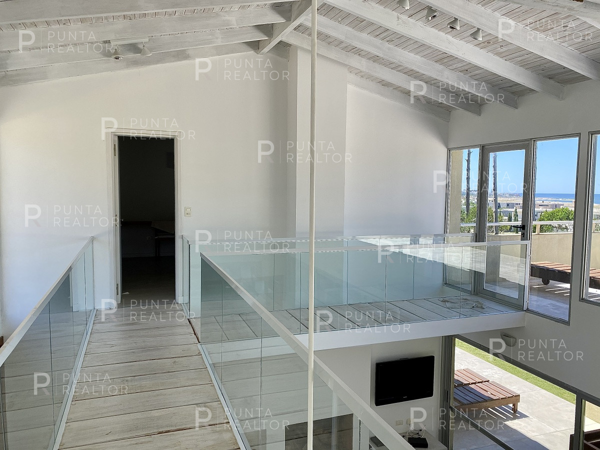 Casa ID.1282 - Venta de casa de cuatro dormitorios en Laguna Blanca, Manantiales, Uruguay