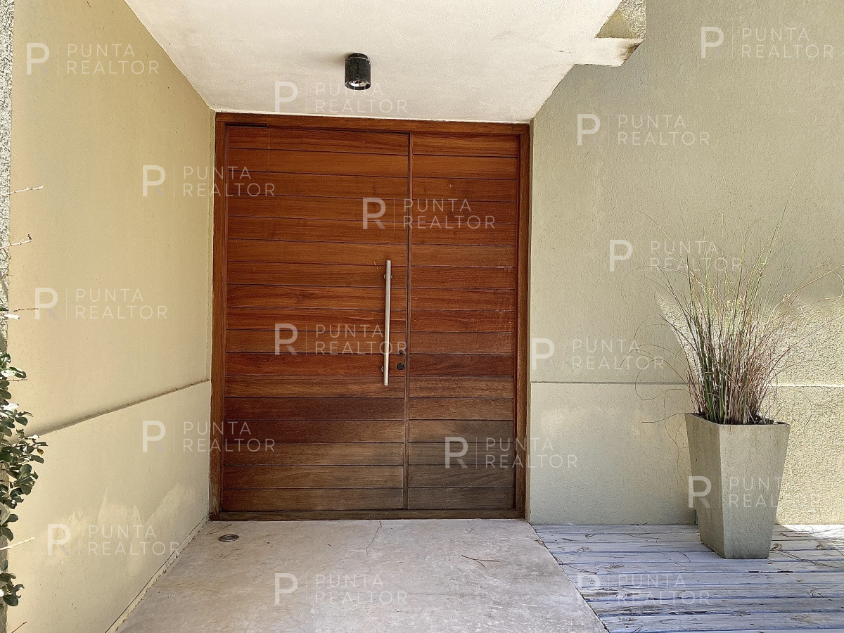Casa ID.1282 - Venta de casa de cuatro dormitorios en Laguna Blanca, Manantiales, Uruguay