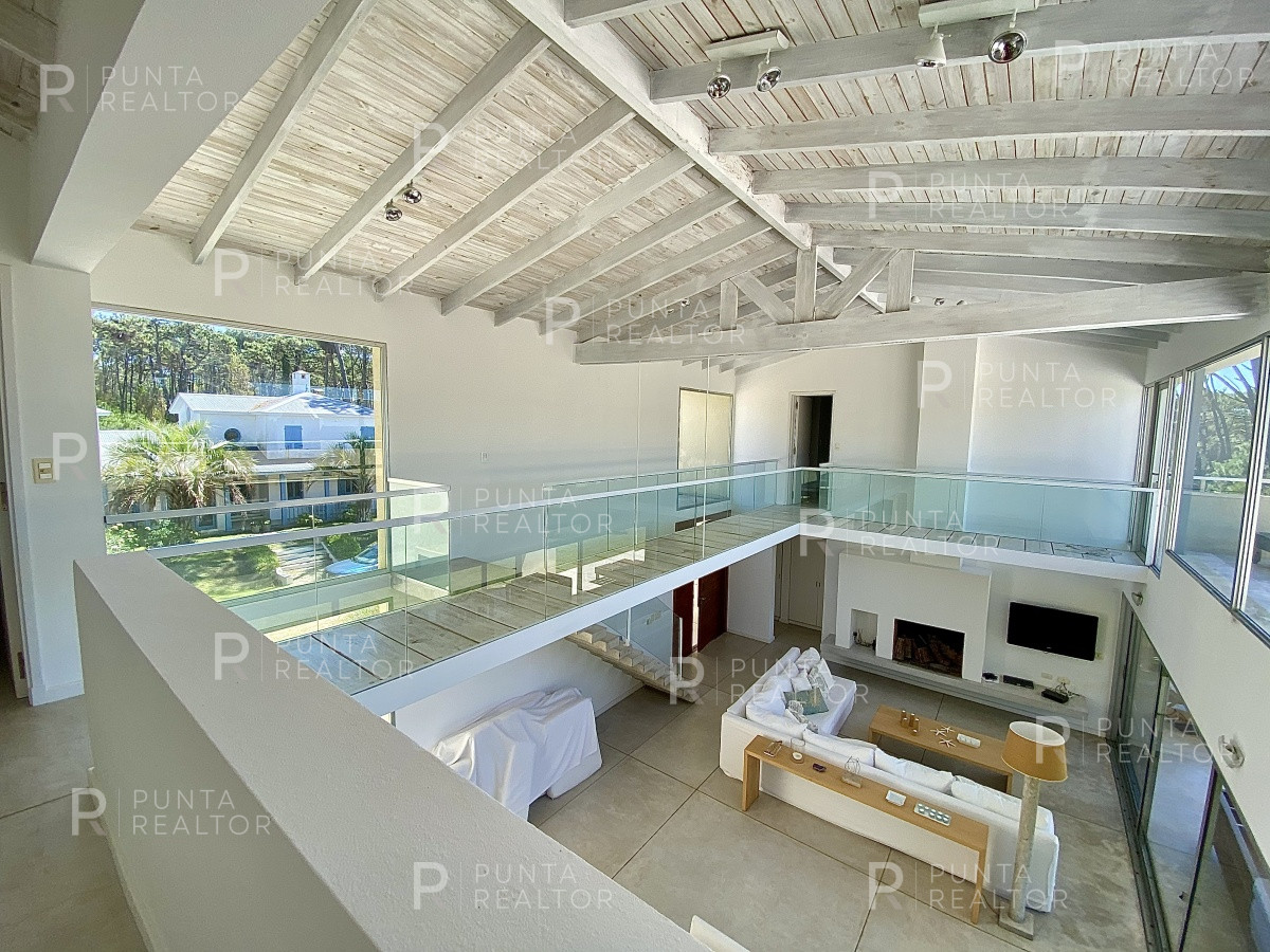 Casa ID.1282 - Venta de casa de cuatro dormitorios en Laguna Blanca, Manantiales, Uruguay