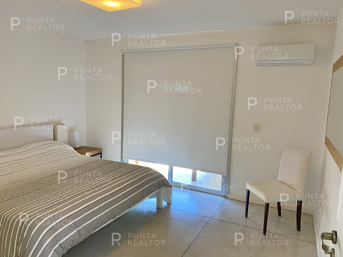 Casa ID.1282 - Venta de casa de cuatro dormitorios en Laguna Blanca, Manantiales, Uruguay