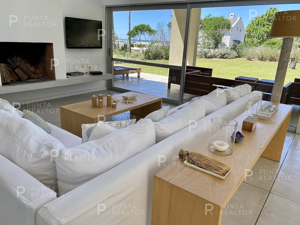 Casa ID.1282 - Venta de casa de cuatro dormitorios en Laguna Blanca, Manantiales, Uruguay