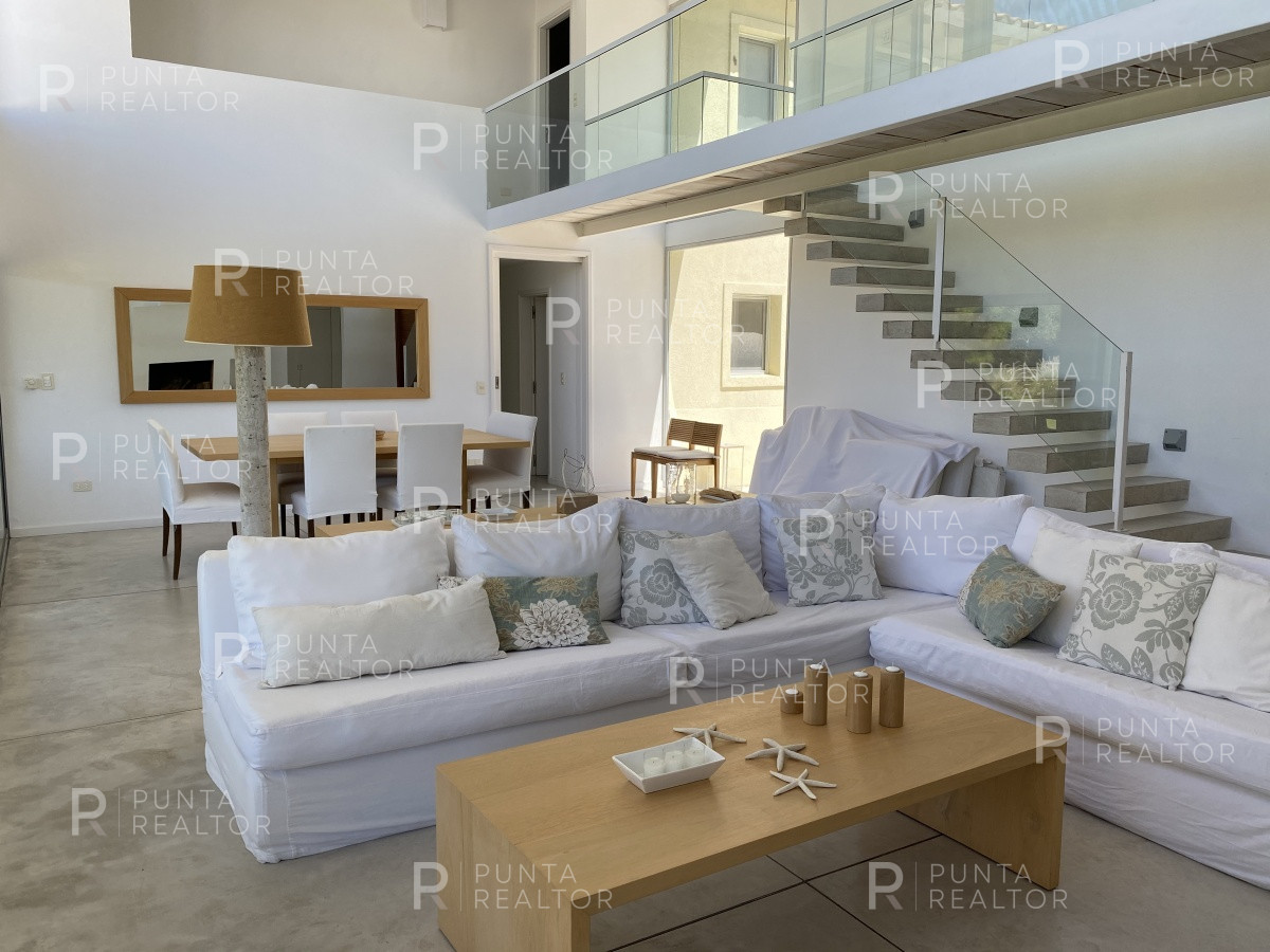 Casa ID.1282 - Venta de casa de cuatro dormitorios en Laguna Blanca, Manantiales, Uruguay