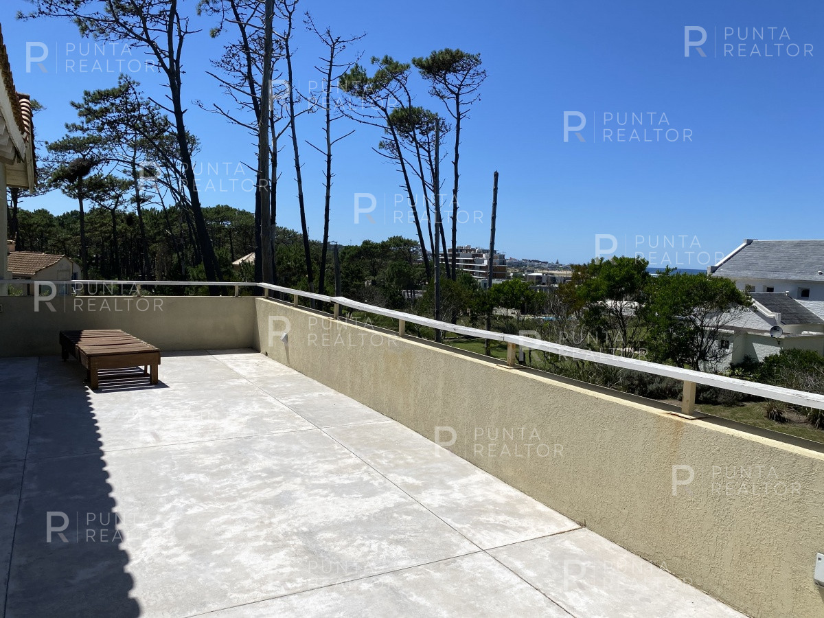 Casa ID.1282 - Venta de casa de cuatro dormitorios en Laguna Blanca, Manantiales, Uruguay