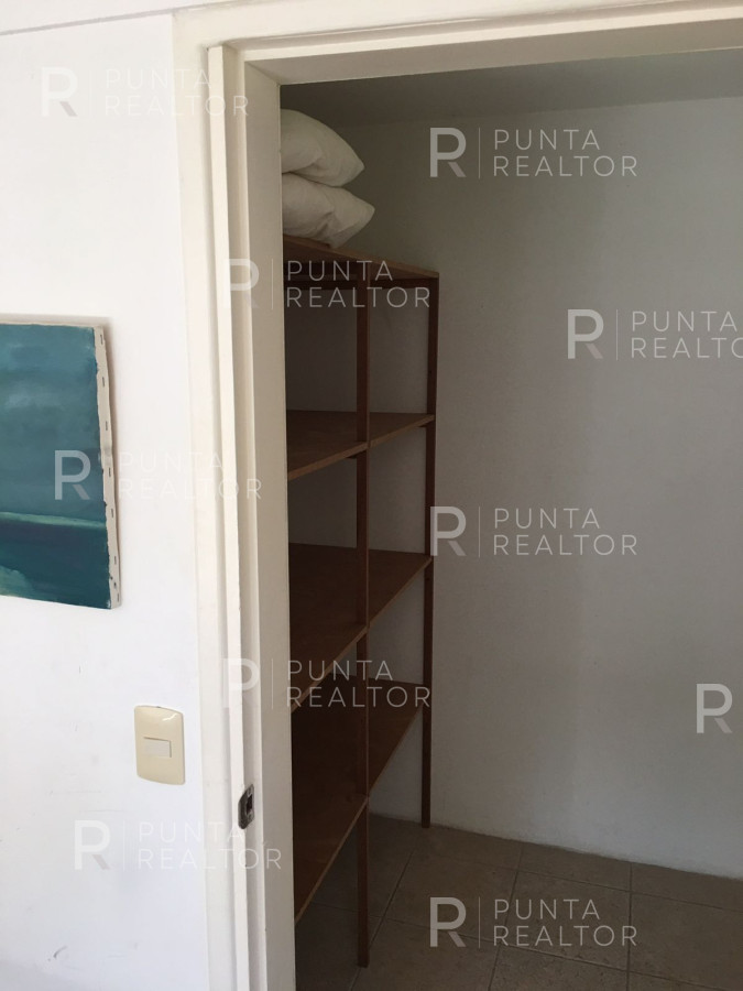 Casa ID.1170 - Casa Alquiler, 7 Dormitorios, Pileta, La Barra, Uruguay