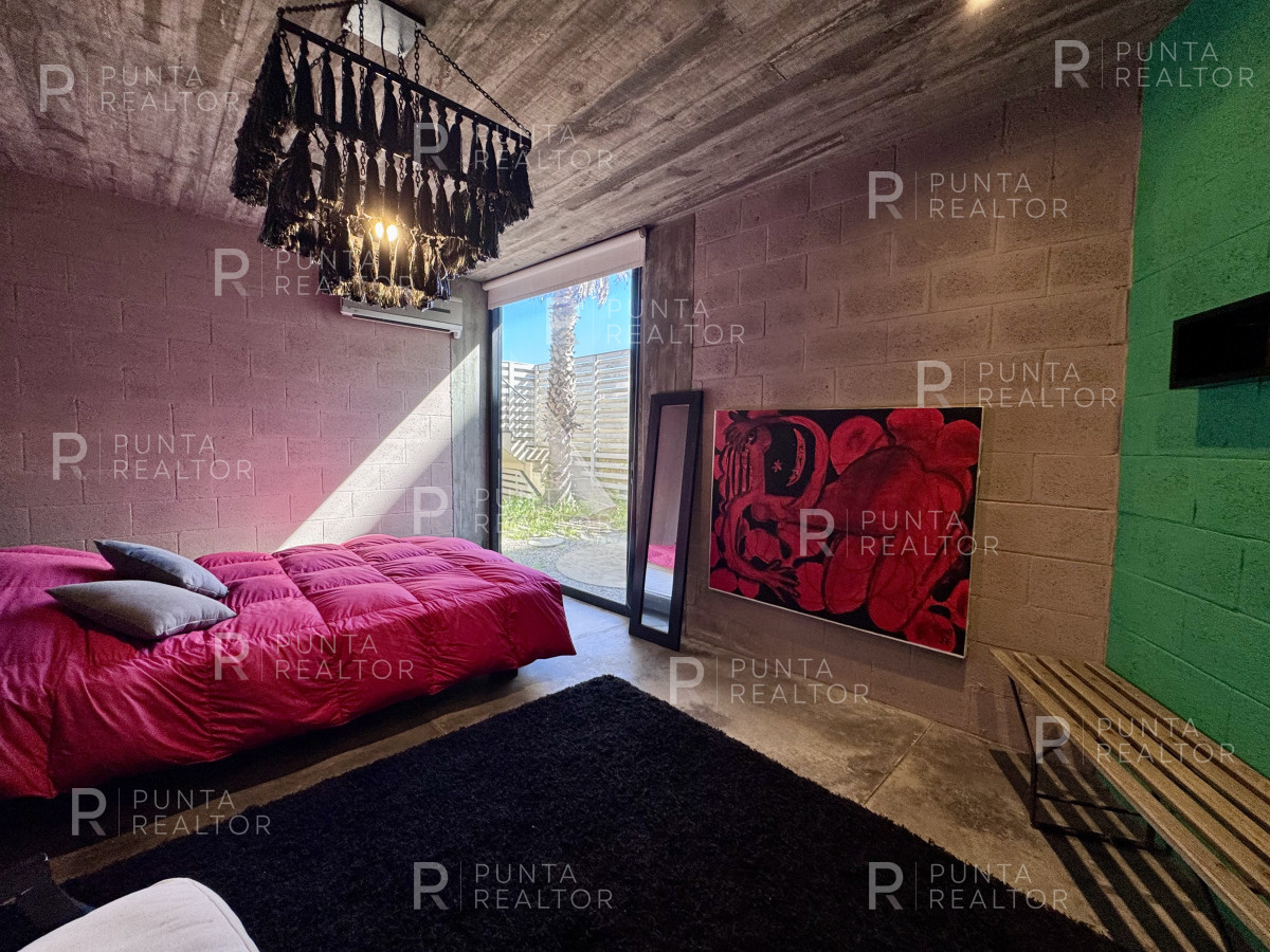 Casa ID.1758 - Casa venta 3 dormitorios y servicio, pileta, La Barra, Uruguay