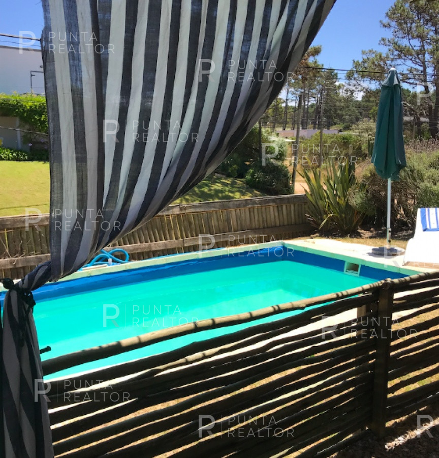 Casa ID.1245 - Casa Alquiler, pileta, Manantiales, Uruguay