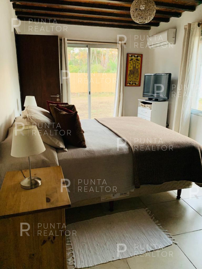 Casa ID.1381 - Alquiler temporario de Casa 3 Dormitorios, La Barra, Uruguay