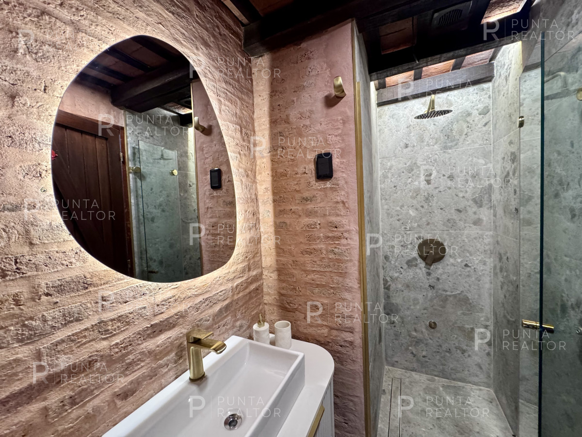 Casa ID.2361 - Casa Alquiler 4 dormitorios, Pileta, Montoya, La Barra, Uruguay