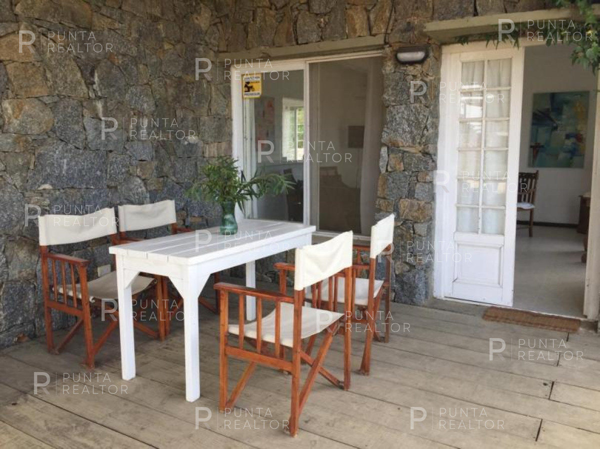 Casa ID.204 - Casa de 3 dormitorios en alquiler en La Juanita, José Ignacio, Uruguay