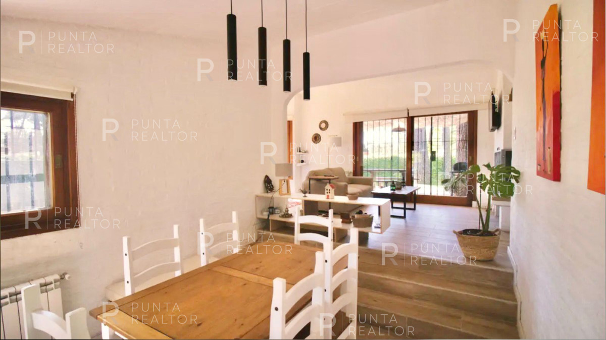 Casa ID.1108 - Excelente casa, moderna en alquiler, Punta del Este, Uruguay