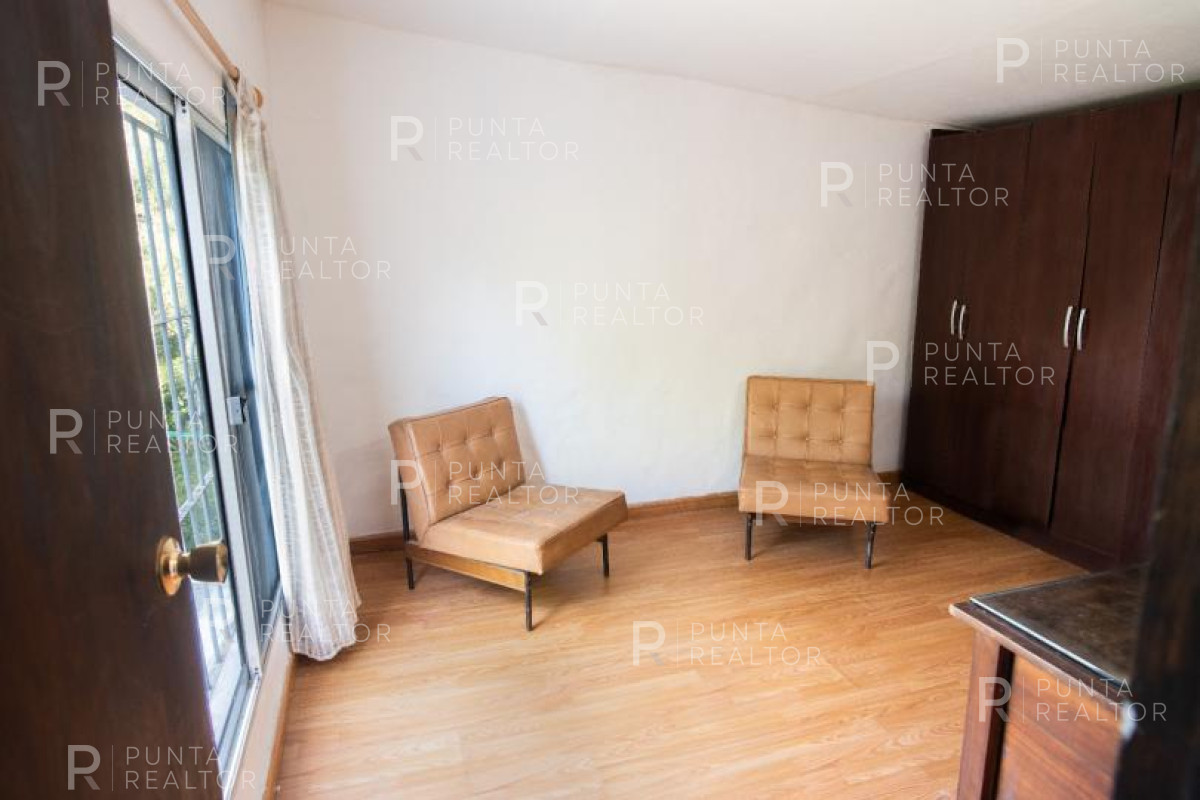 Casa ID.119 -  La Barra, a 3 de la Ruta, 4 dormitorios, 2 baños barbacoa, Uruguay