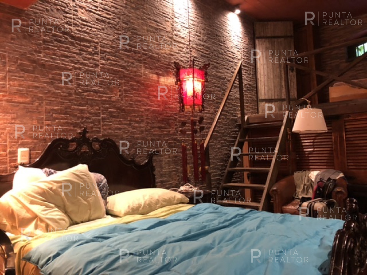 Casa ID.364 - Casa en alquiler anual en Playa Mansa excelente ubicación, super amplia