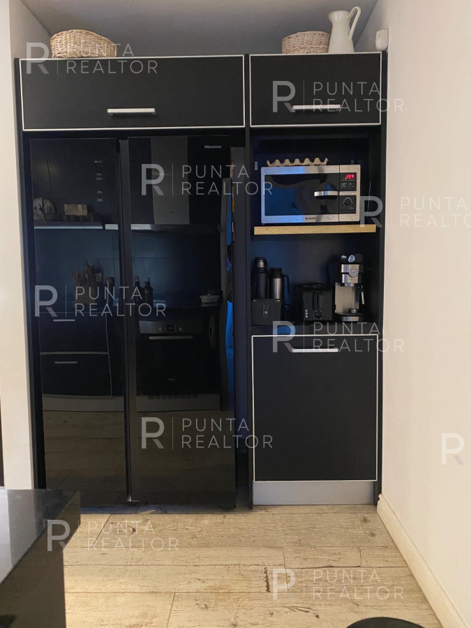 Casa ID.2532 - Alquiler Casa, 5 Dormitorios, Pueblo Mío, Manantiales, Uruguay