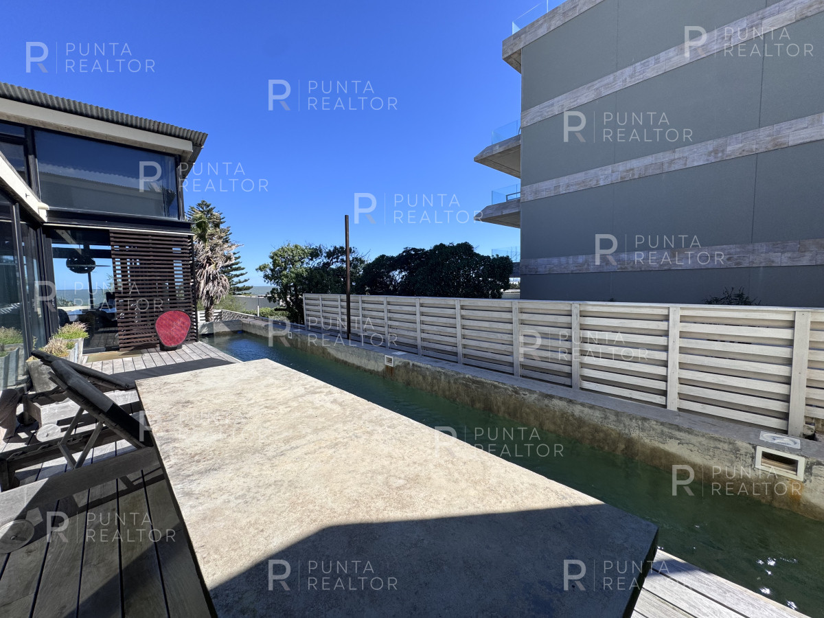 Casa ID.1758 - Casa venta 3 dormitorios y servicio, pileta, La Barra, Uruguay