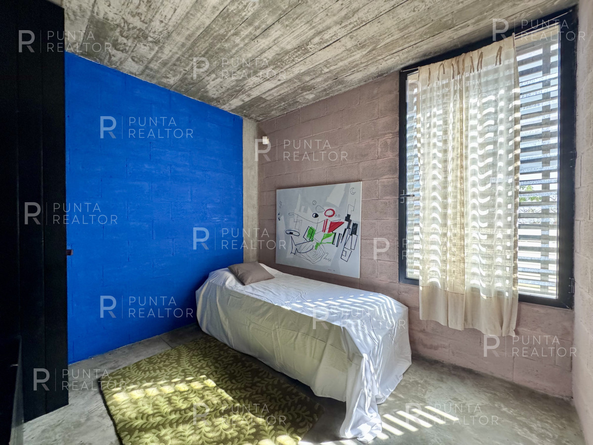 Casa ID.1758 - Casa venta 3 dormitorios y servicio, pileta, La Barra, Uruguay