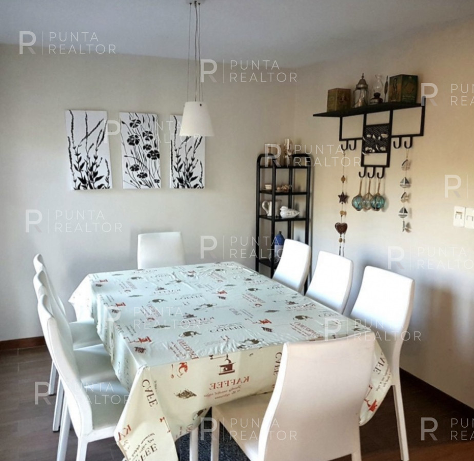 Casa ID.124 - Estupenda en el Golf, 6 dormitorios, 3 suites, pileta