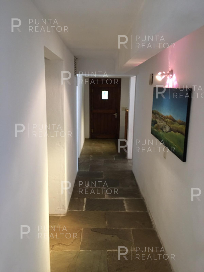 Casa ID.1170 - Casa Alquiler, 7 Dormitorios, Pileta, La Barra, Uruguay