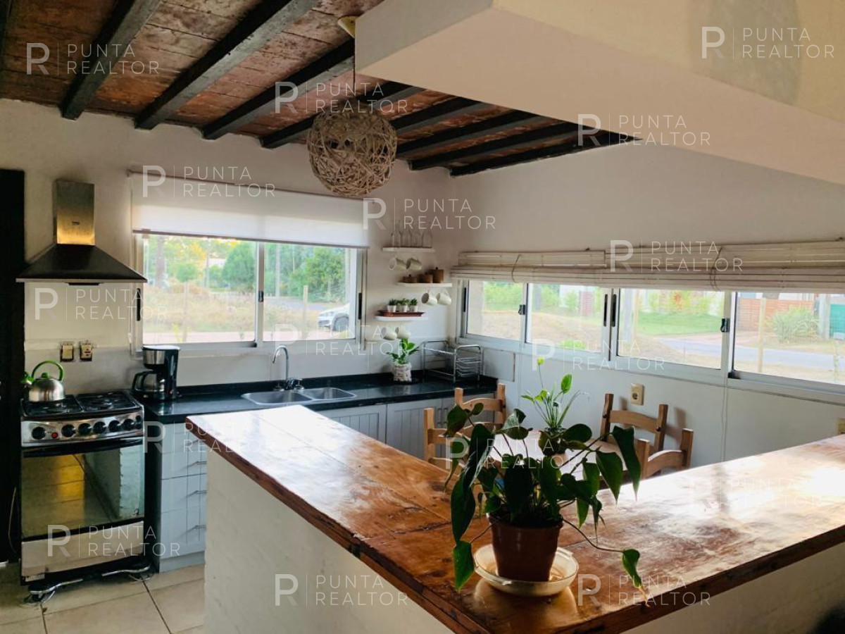 Casa ID.1381 - Alquiler temporario de Casa 3 Dormitorios, La Barra, Uruguay