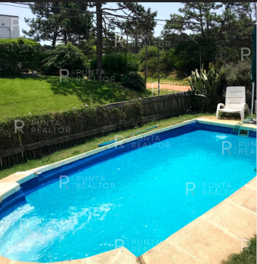Casa ID.1245 - Casa Alquiler, pileta, Manantiales, Uruguay