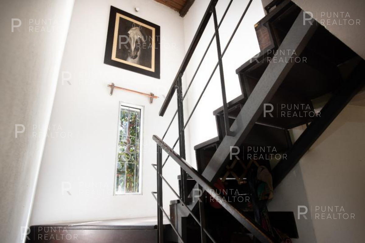 Casa ID.119 -  La Barra, a 3 de la Ruta, 4 dormitorios, 2 baños barbacoa, Uruguay