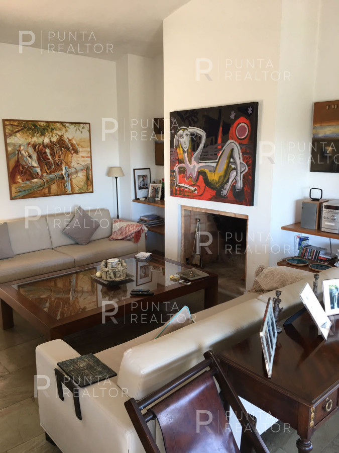 Casa ID.1170 - Casa Alquiler, 7 Dormitorios, Pileta, La Barra, Uruguay