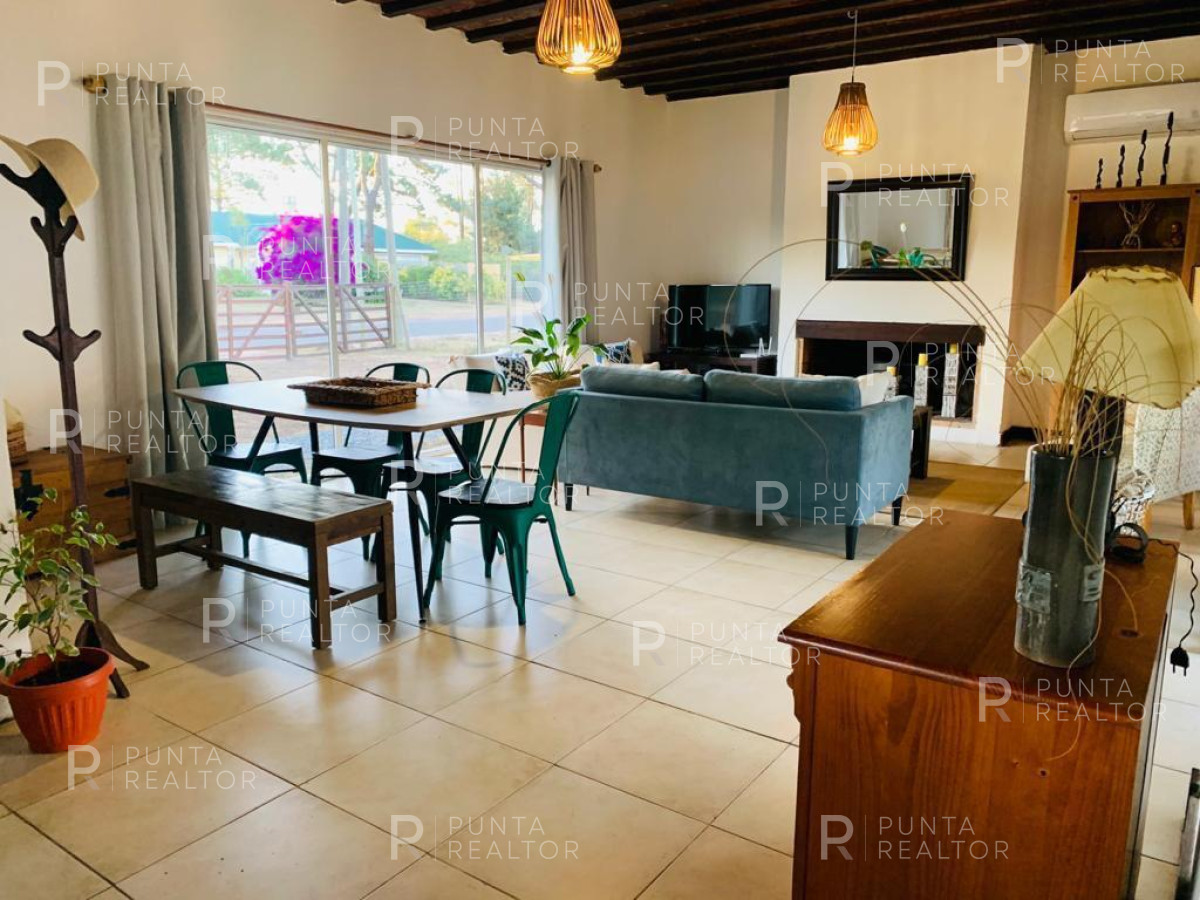 Casa ID.1381 - Alquiler temporario de Casa 3 Dormitorios, La Barra, Uruguay