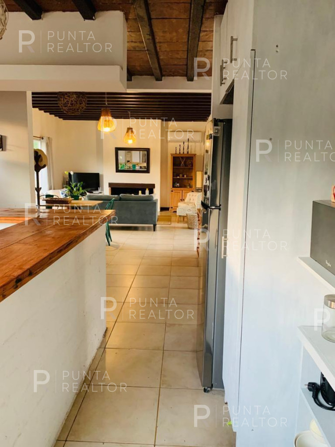 Casa ID.1381 - Alquiler temporario de Casa 3 Dormitorios, La Barra, Uruguay