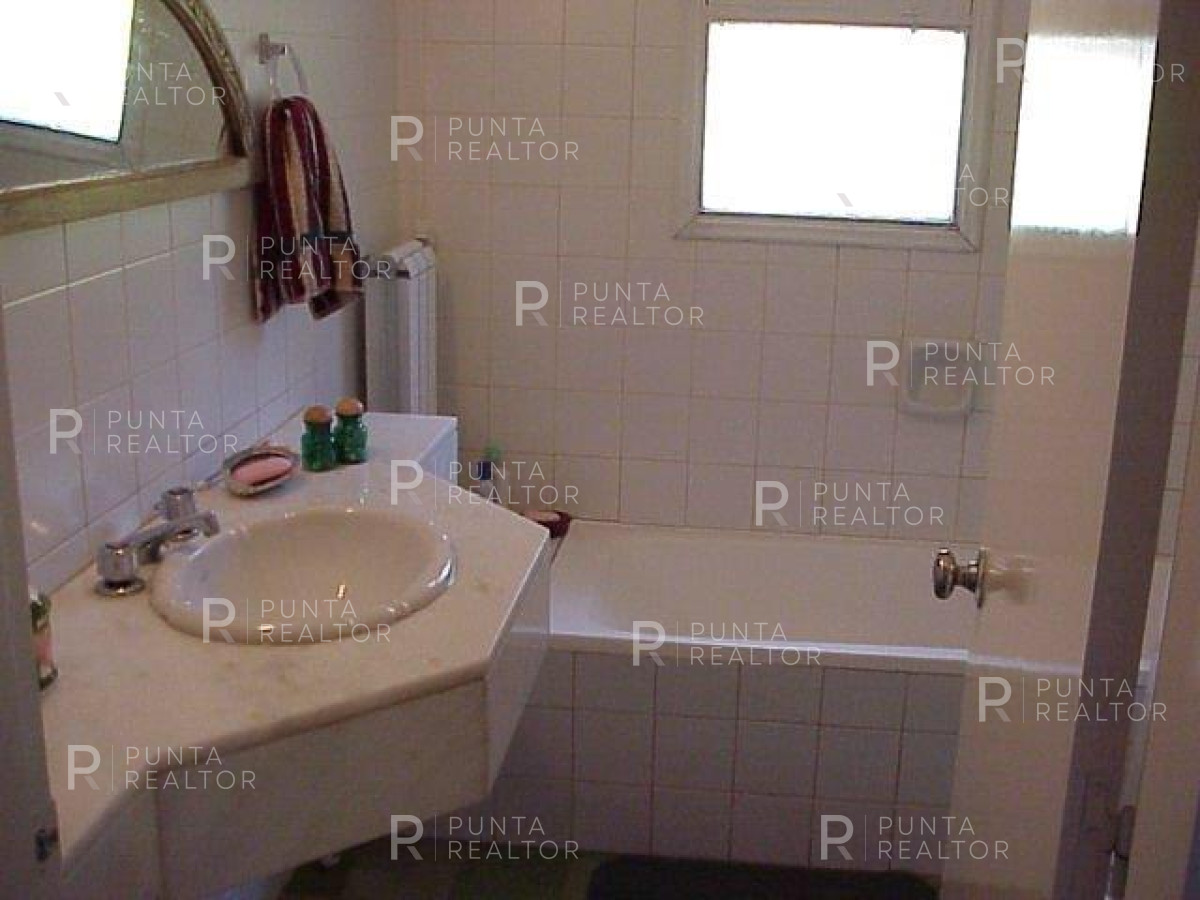 Casa ID.148 - Casa Venta 4 dormitorios, La Barra, Uruguay