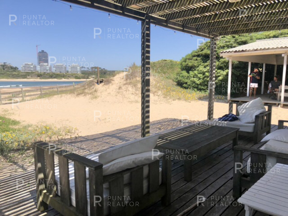 Casa ID.816 - Casa Alquiler, 6 dormitorios, La Barra, Uruguay