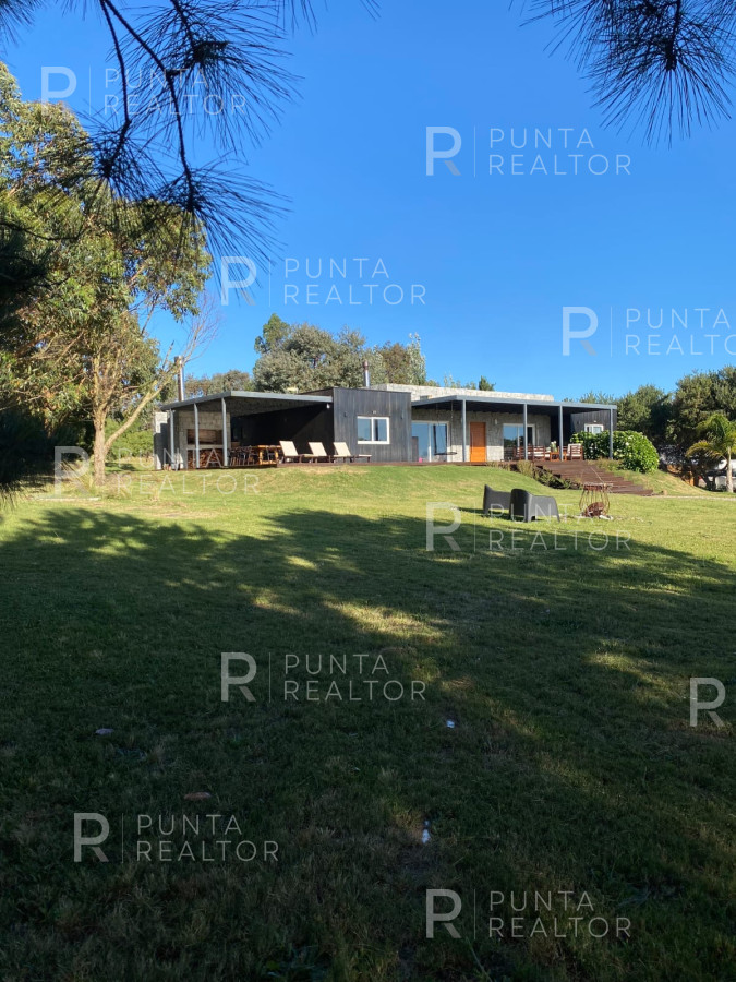 Casa ID.2532 - Alquiler Casa, 5 Dormitorios, Pueblo Mío, Manantiales, Uruguay