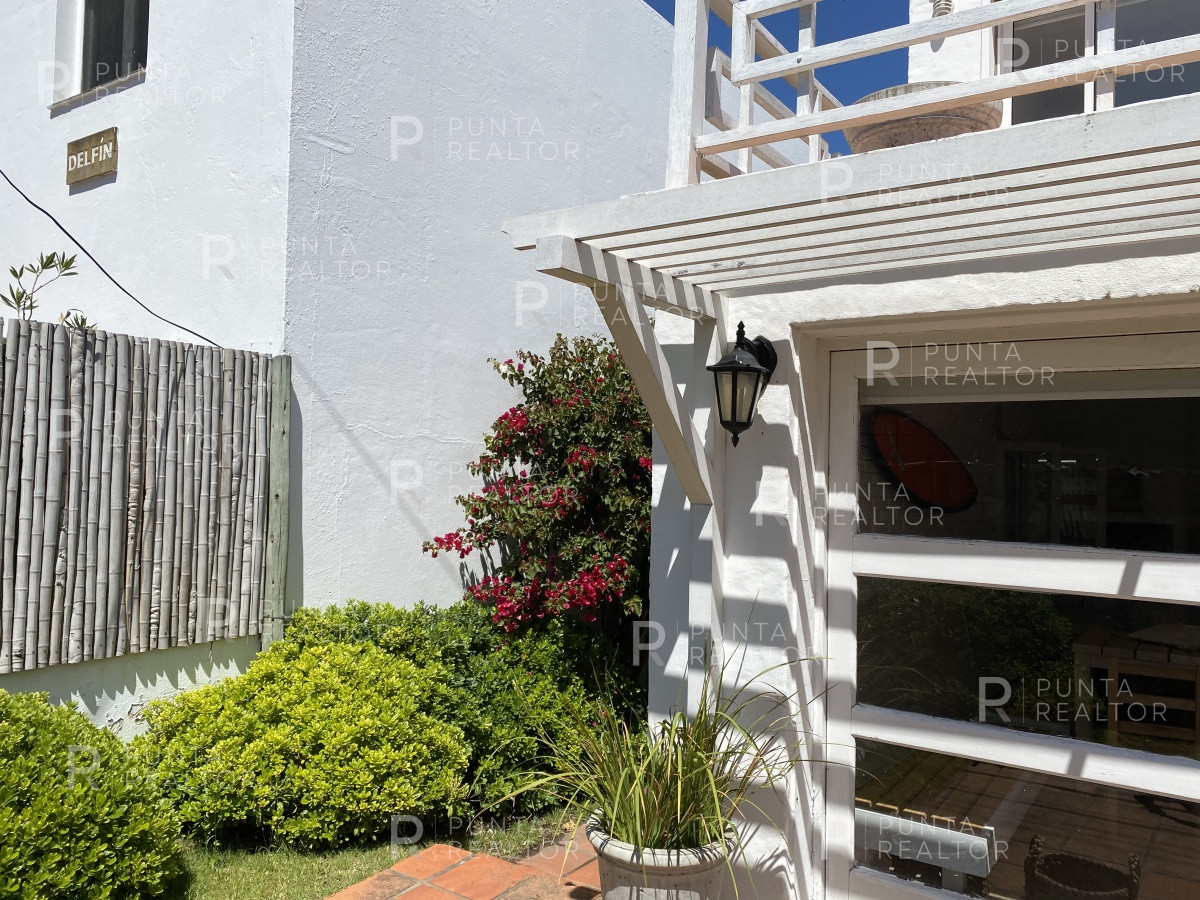 Casa ID.220 - Casa en alquiler en La Barra, de la Ruta al mar, Uruguay