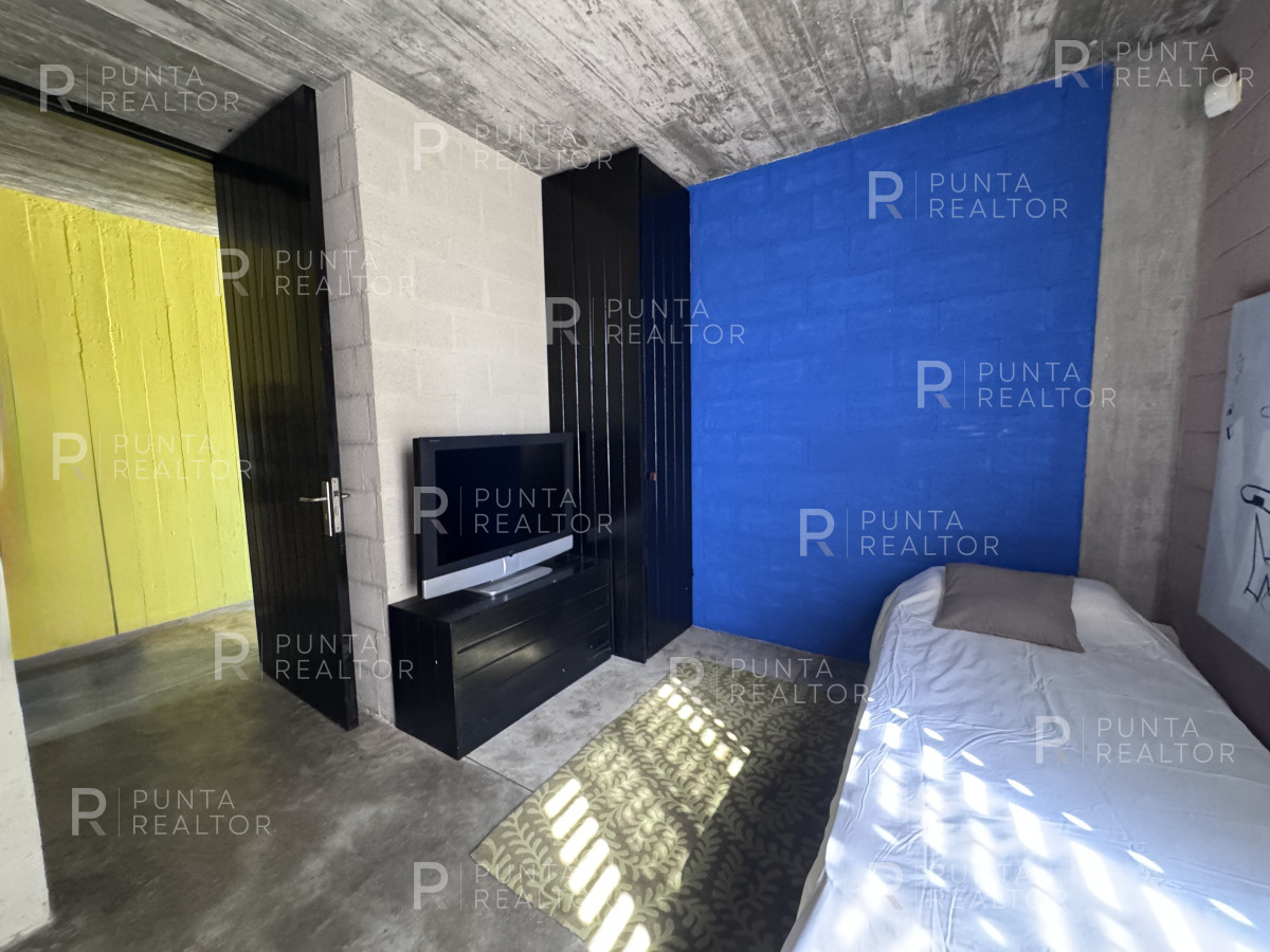 Casa ID.1758 - Casa venta 3 dormitorios y servicio, pileta, La Barra, Uruguay