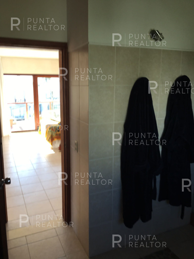 Casa ID.1170 - Casa Alquiler, 7 Dormitorios, Pileta, La Barra, Uruguay