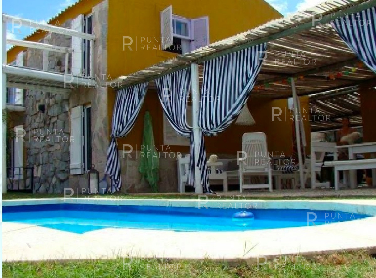 Casa ID.1245 - Casa Alquiler, pileta, Manantiales, Uruguay