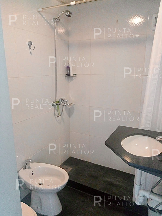 Casa ID.172 - casa en venta en Rincón del Indio, Punta del Este, Uruguay