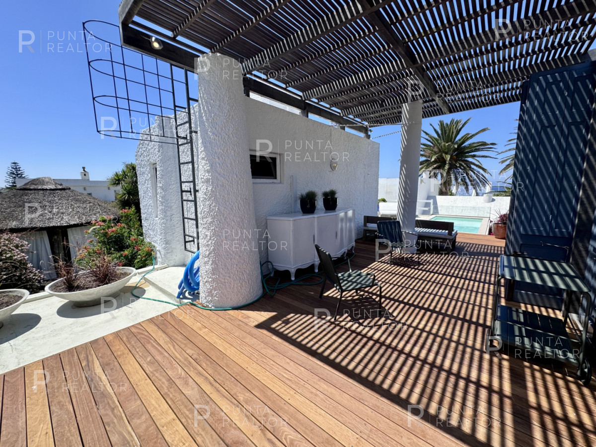 Casa ID.259 - Casa alquiler,  4 dormitorios Pileta, La Barra, Uruguay