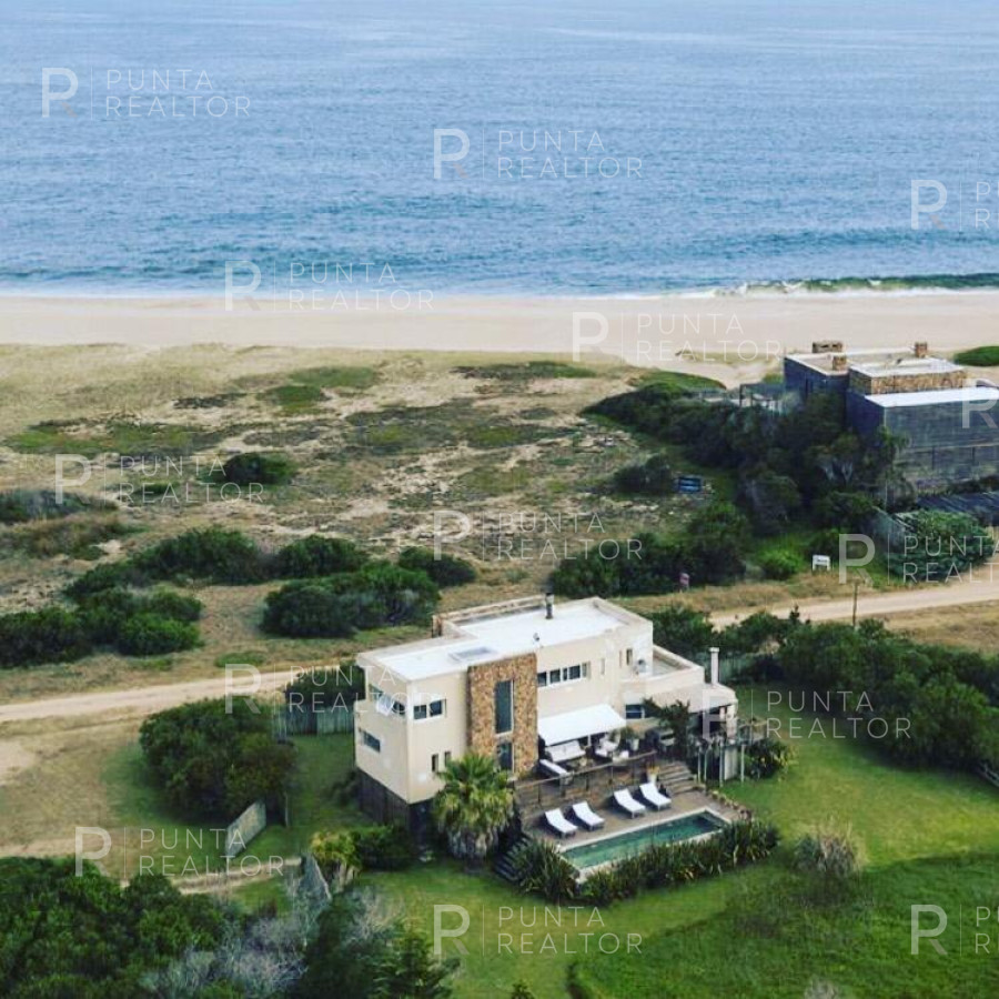 Casa ID.262 - Casa con súper vistas en alquiler en José Ignacio 