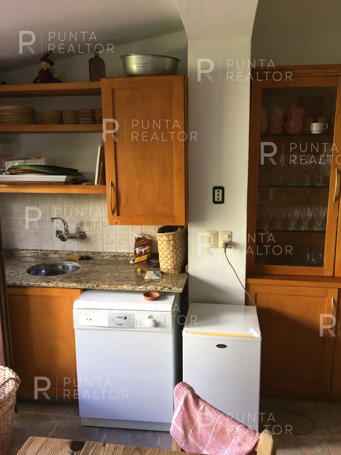 Casa ID.1170 - Casa Alquiler, 7 Dormitorios, Pileta, La Barra, Uruguay