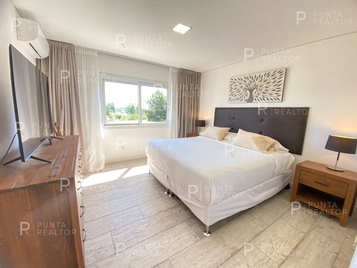 Casa ID.2532 - Alquiler Casa, 5 Dormitorios, Pueblo Mío, Manantiales, Uruguay