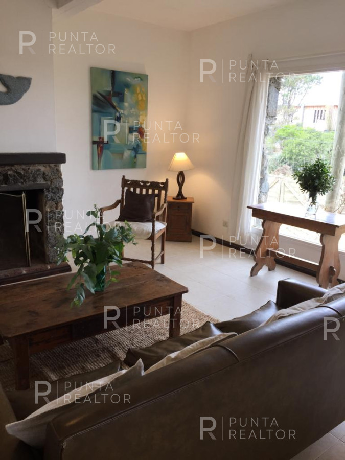 Casa ID.204 - Casa de 3 dormitorios en alquiler en La Juanita, José Ignacio, Uruguay