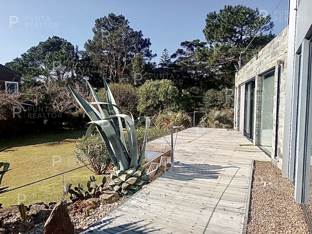 Casa ID.172 - casa en venta en Rincón del Indio, Punta del Este, Uruguay